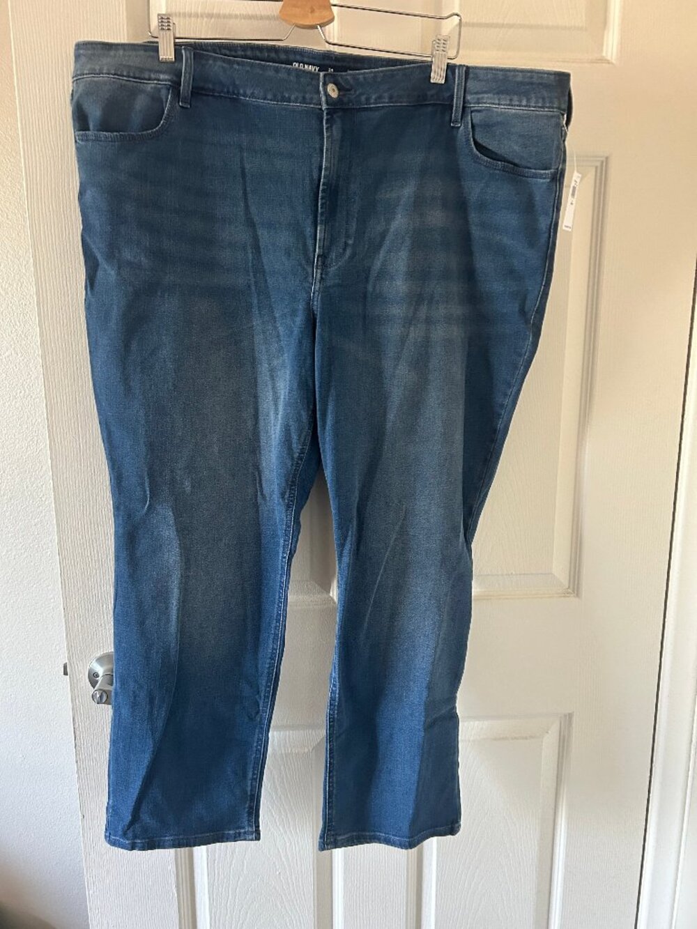High-Waisted Wow Straight Ankle Jeans